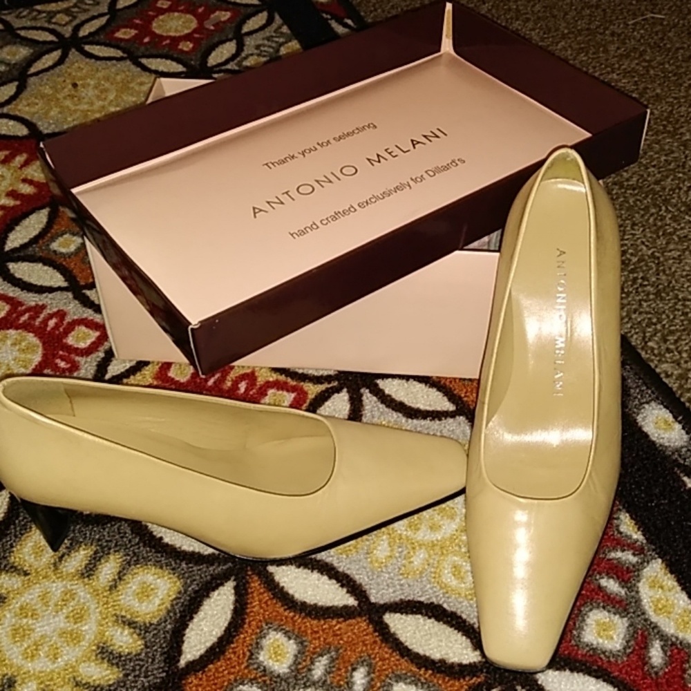 Antonio Melani size 6.5m